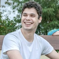 Foto de um homem